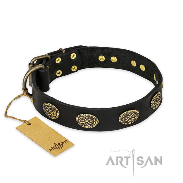 Top quality genuine leather dog collar with corrosion resistant fittings